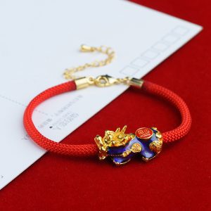 Alternative view of 3D Gold Plated Temperature Changing Pixiu Red Rope Bracelet